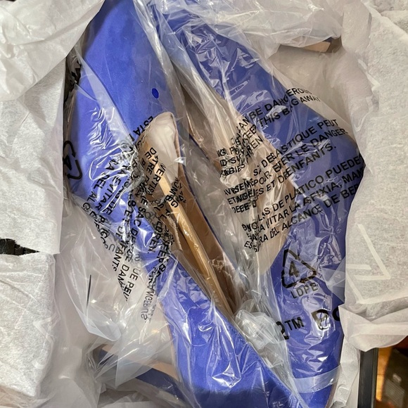 NWT Naturalizer/27 Edit Alanna Suede Pumps (7.5 WIDE) - Picture 4 of 9